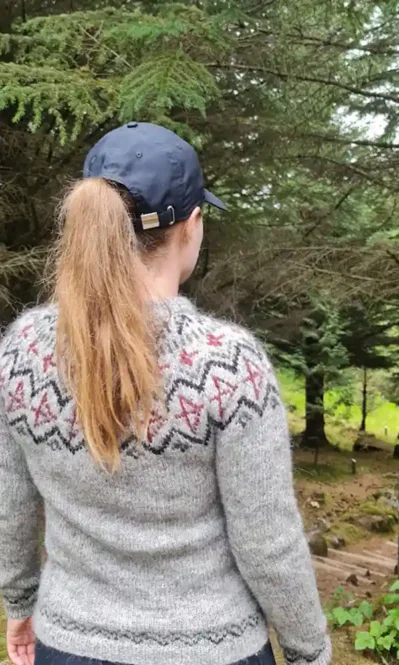 Bogmaður lopapeysu munstur eftir Rakel hjá Lopamunstur.is